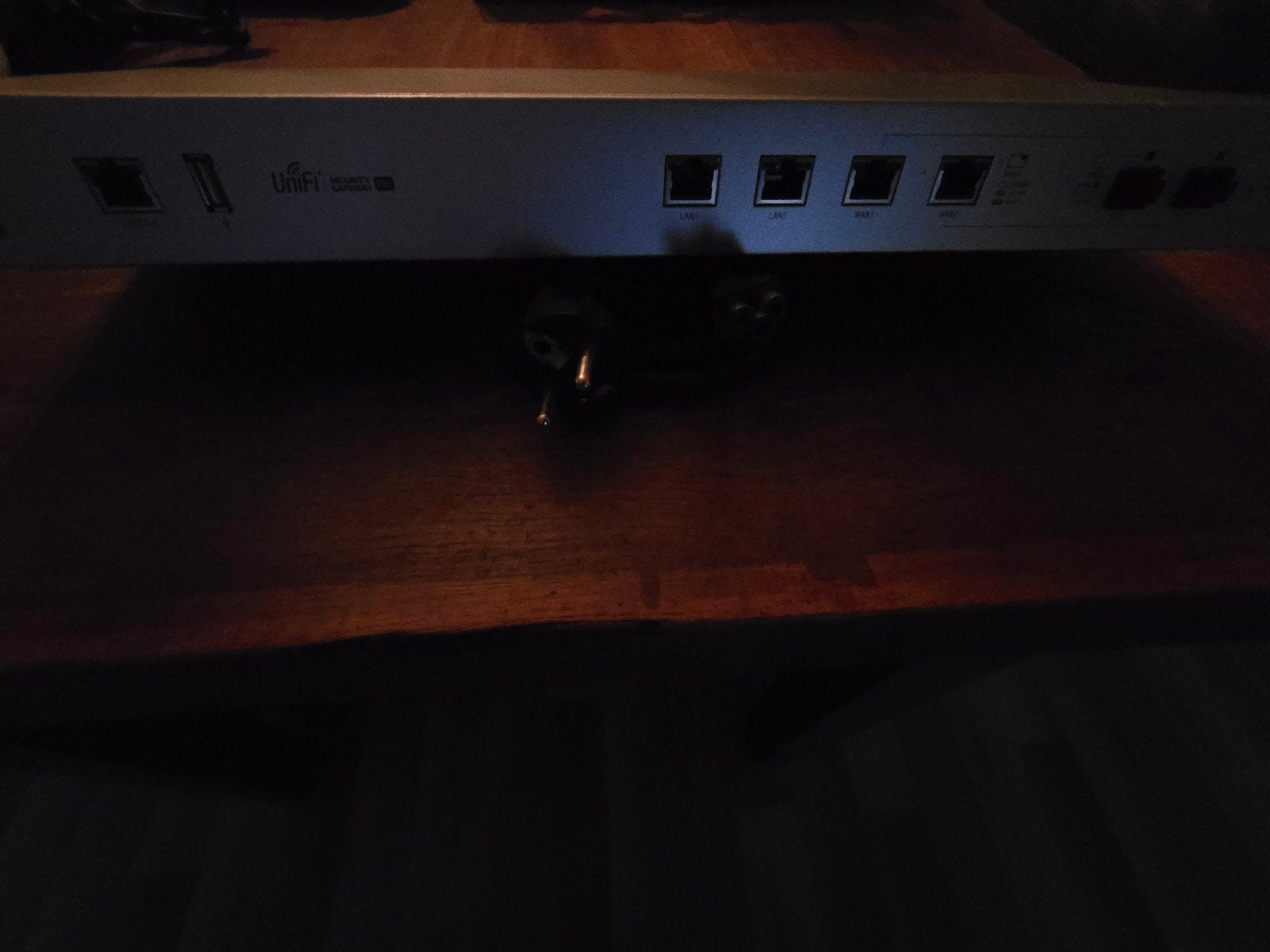 Ubiquiti UniFi Security Gateway Pro (USG Pro 4), Computers en Software, Routers en Modems, Ophalen of Verzenden, Gebruikt, Router