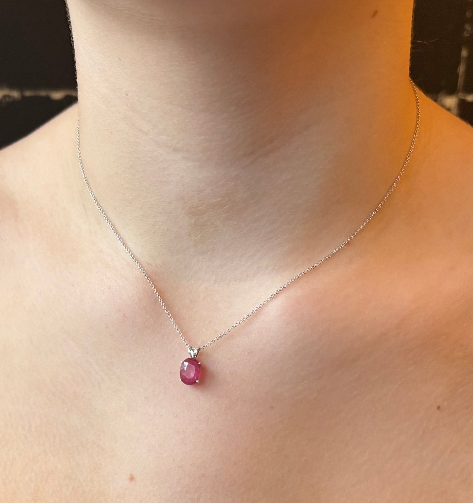 Robijn AIG certificaat 14k gouden ketting en hanger dames, Voordeelsieraden, Verzenden, Zo goed als nieuw, Met edelsteen