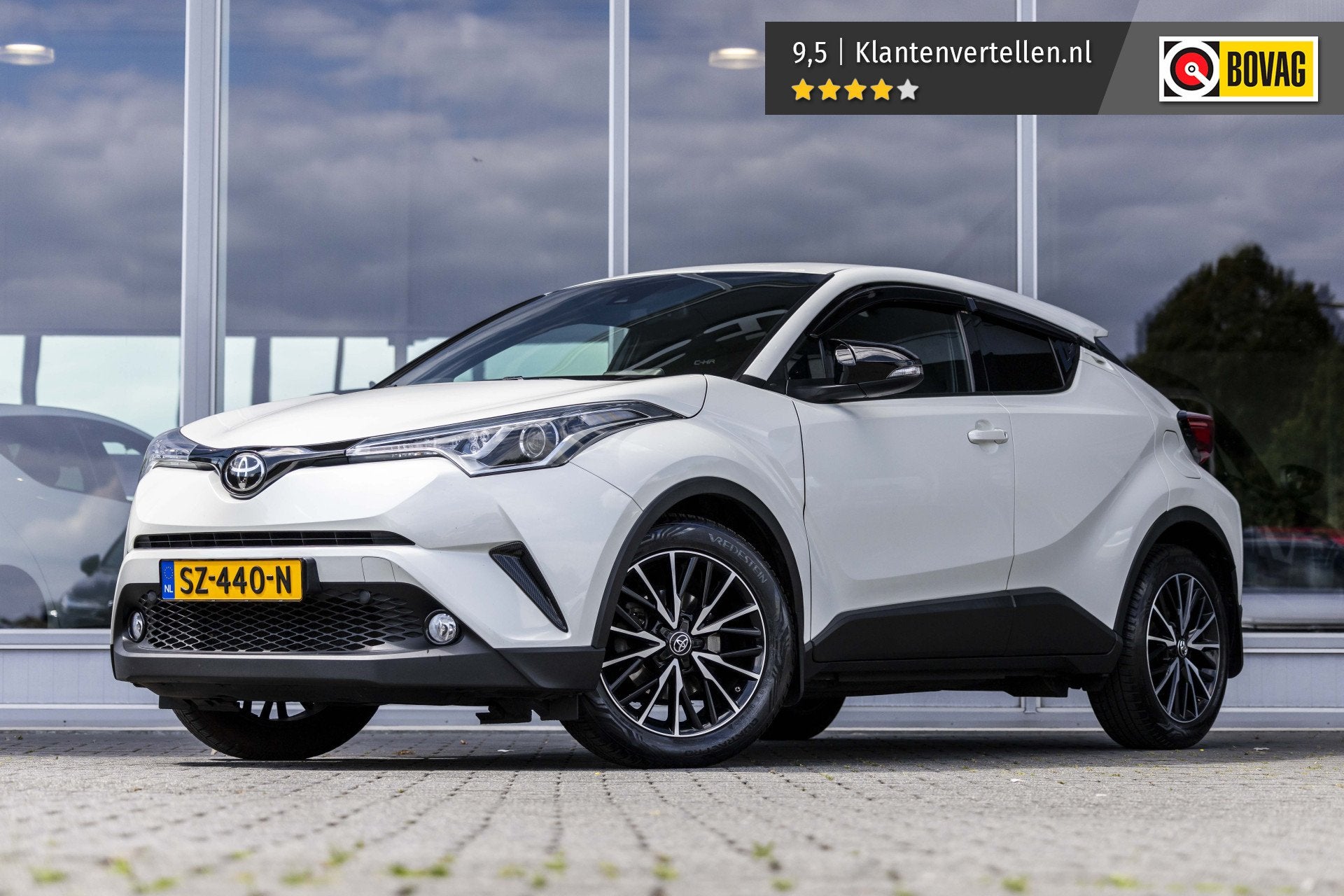 Toyota C-HR 1.2 Urban | Trekhaak | Camera | NL Auto, Auto's, 12 maanden, Stof, Gebruikt, 4 cilinders