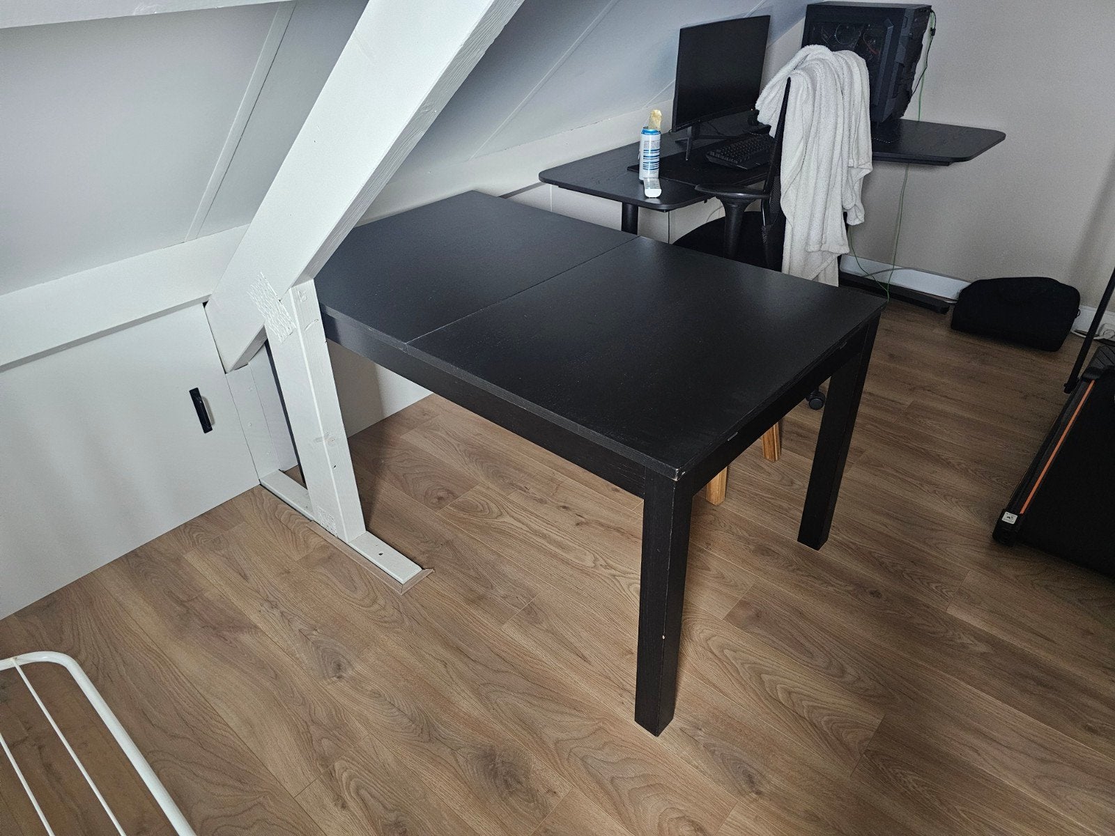 Uitschuifbare eettafel voor 6 personen - Zwart