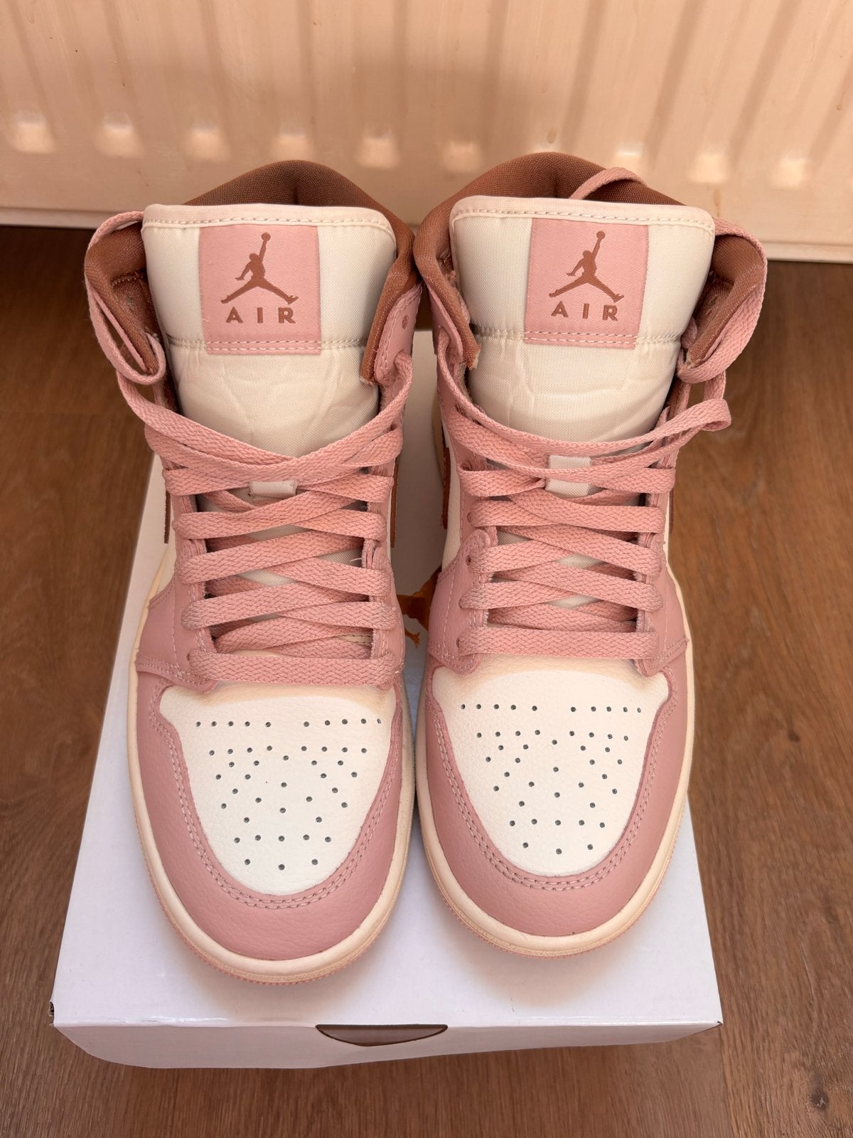 Nike Air Jordan, Ophalen, Roze, Sneakers of Gympen, Zo goed als nieuw