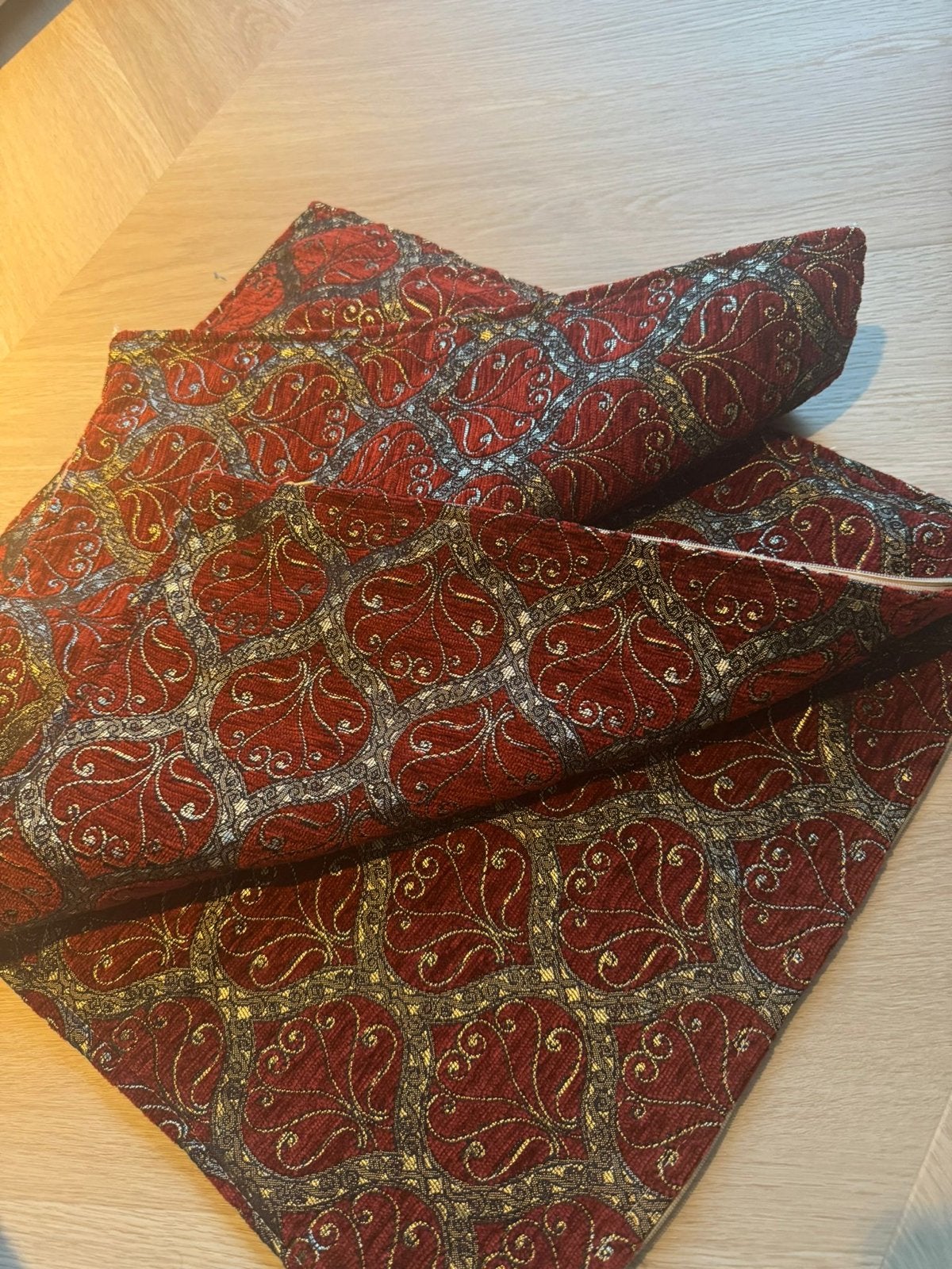 Decoratieve Kussenslopen met Oosterse Patronen, Ophalen of Verzenden, Gebruikt, Rood, Vierkant