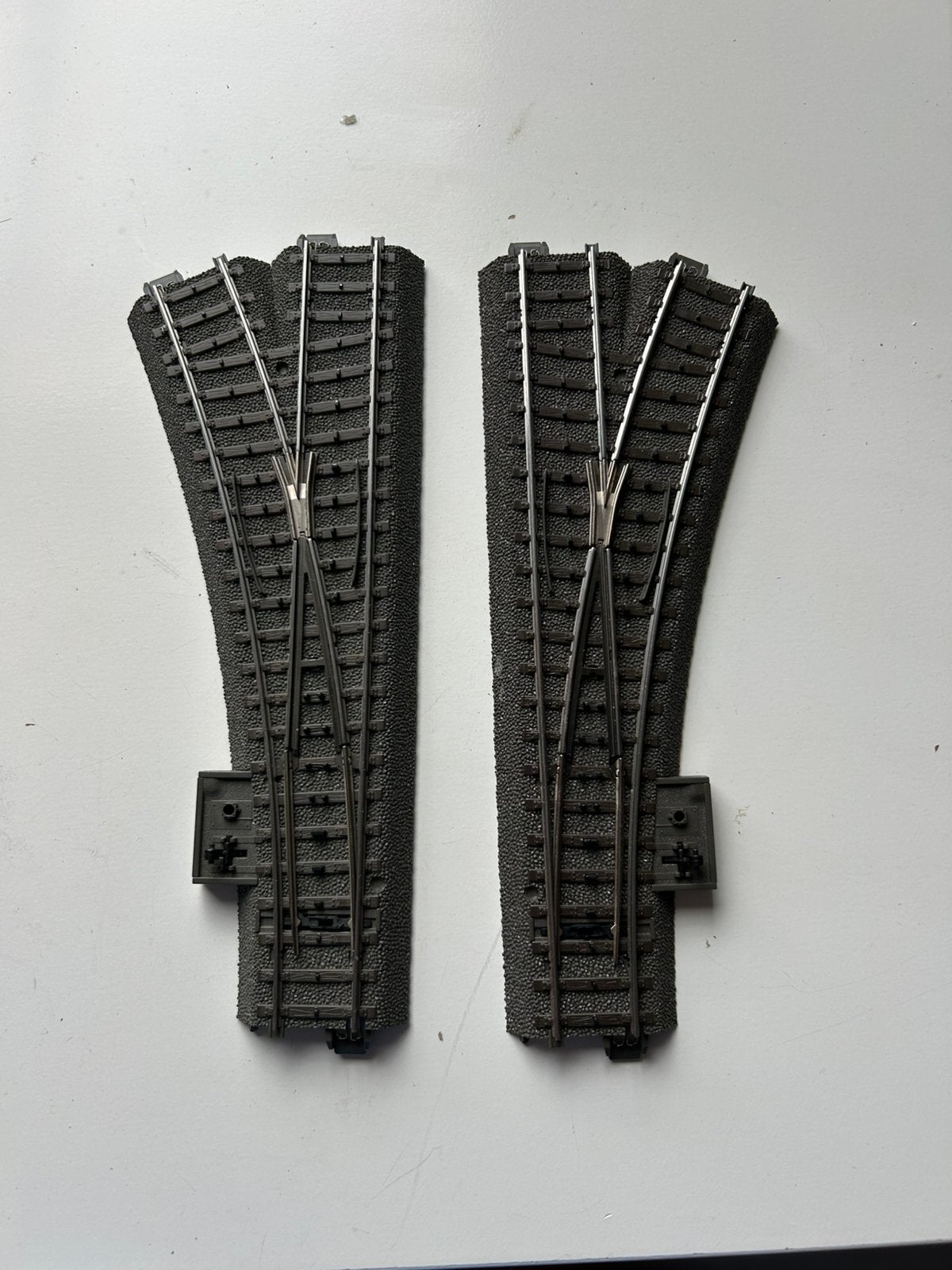 Märklin wissels 2x met wisselaandrijving en  decoder, Wisselstroom, Gebruikt, Verzenden, Rails