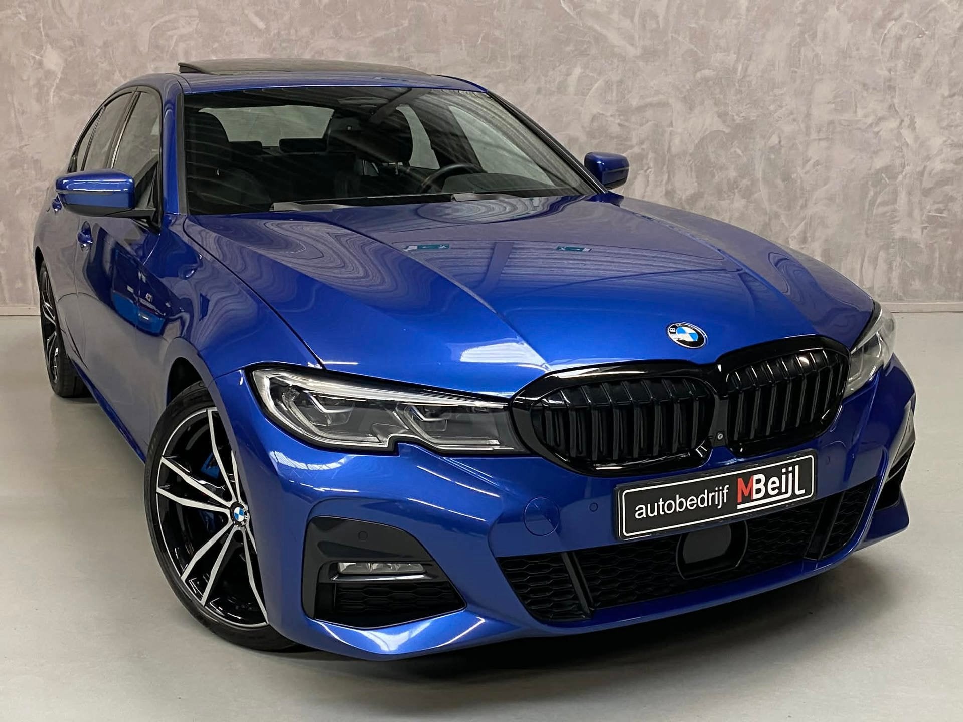 BMW 3-serie 330d xDrive High Executive /Dakje /360 Camera /H, Auto's, Automaat, Euro 6, 2993 cc, Blauw