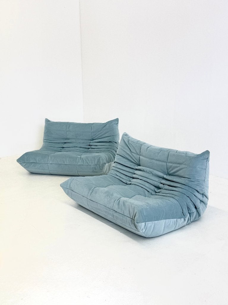 Ligne Roset Togo 2-zits in lichtblauw, Ophalen, -, 100 tot 125 cm, -