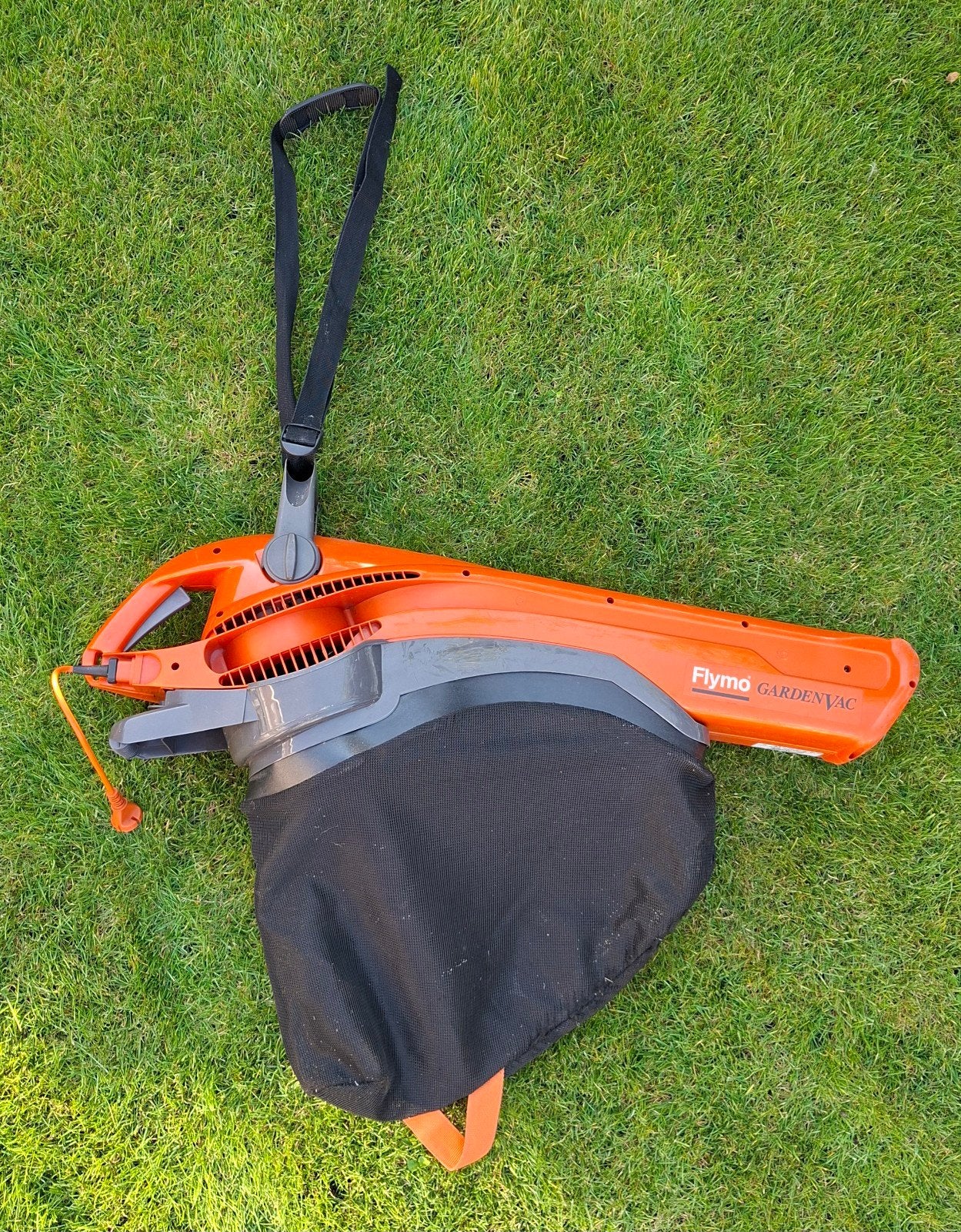 Flymo GardenVac EV750 Bladblazer en Bladzuiger, Tuin en Terras, Ophalen, Gebruikt, Met opvangzak, Handgedragen