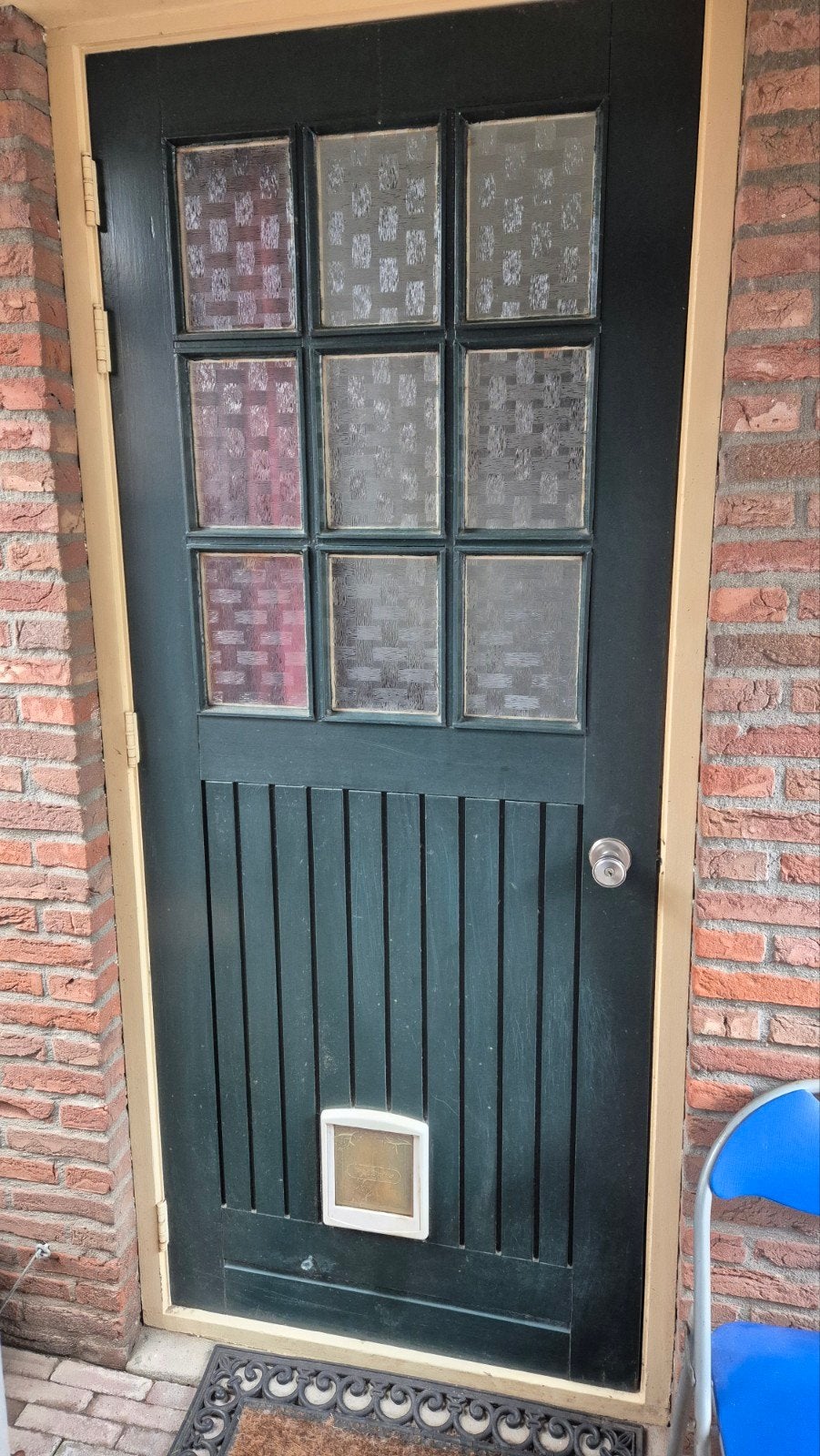 Buitendeur Merbau 89x219 cm met kattenluik, Ophalen, Gebruikt, 80 tot 100 cm, 215 cm of meer