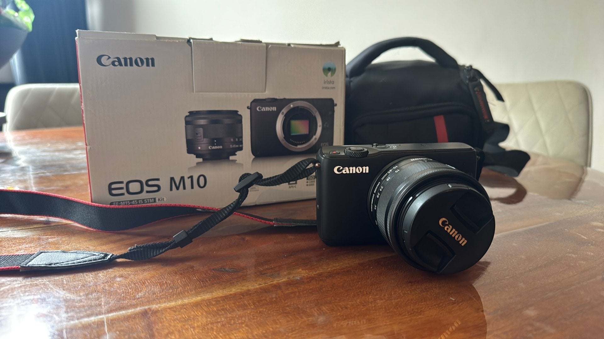Canon EOS M10 systeemcamera met 15-45mm lens en tas, Gebruikt, Canon, Beeldstabilisatie, Ophalen of Verzenden