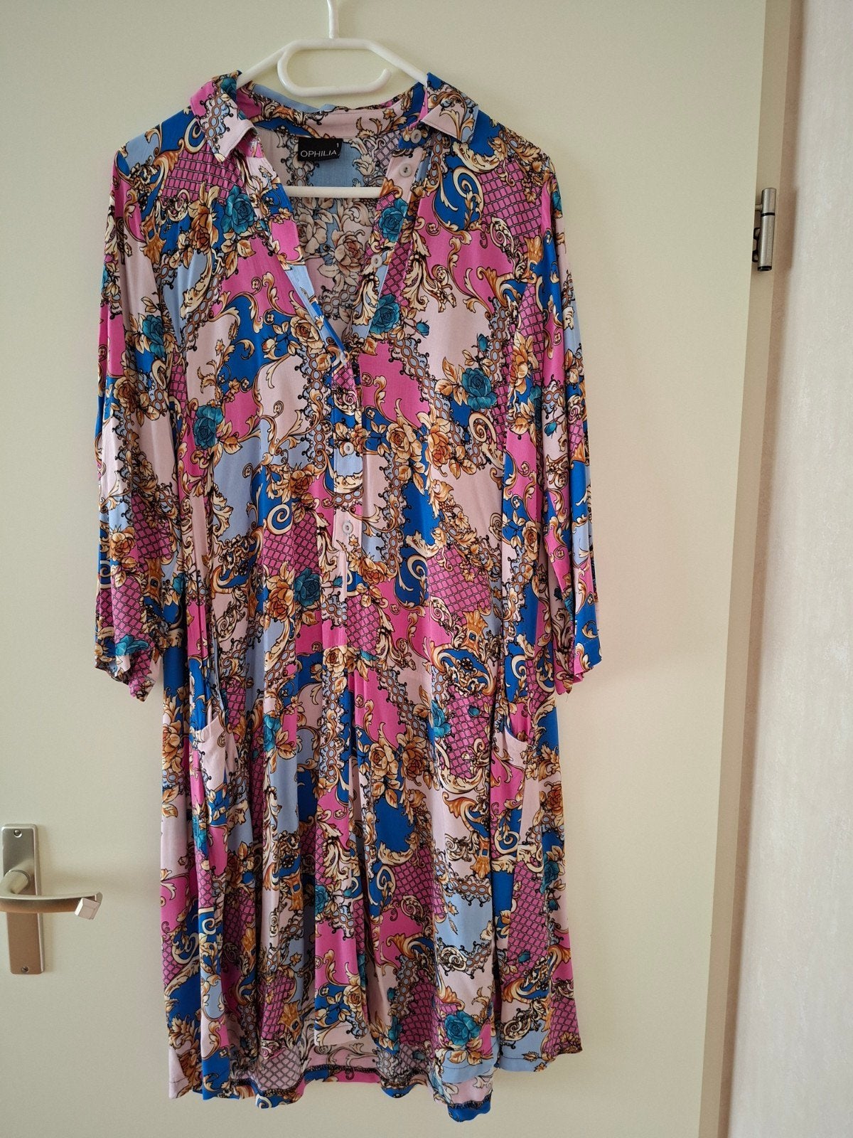 Ophilia fleurige jurk maat 1 = 42/44, Kleding | Dames, Grote Maten, Meerkleurig, Jurk, Ophalen of Verzenden, Zo goed als nieuw