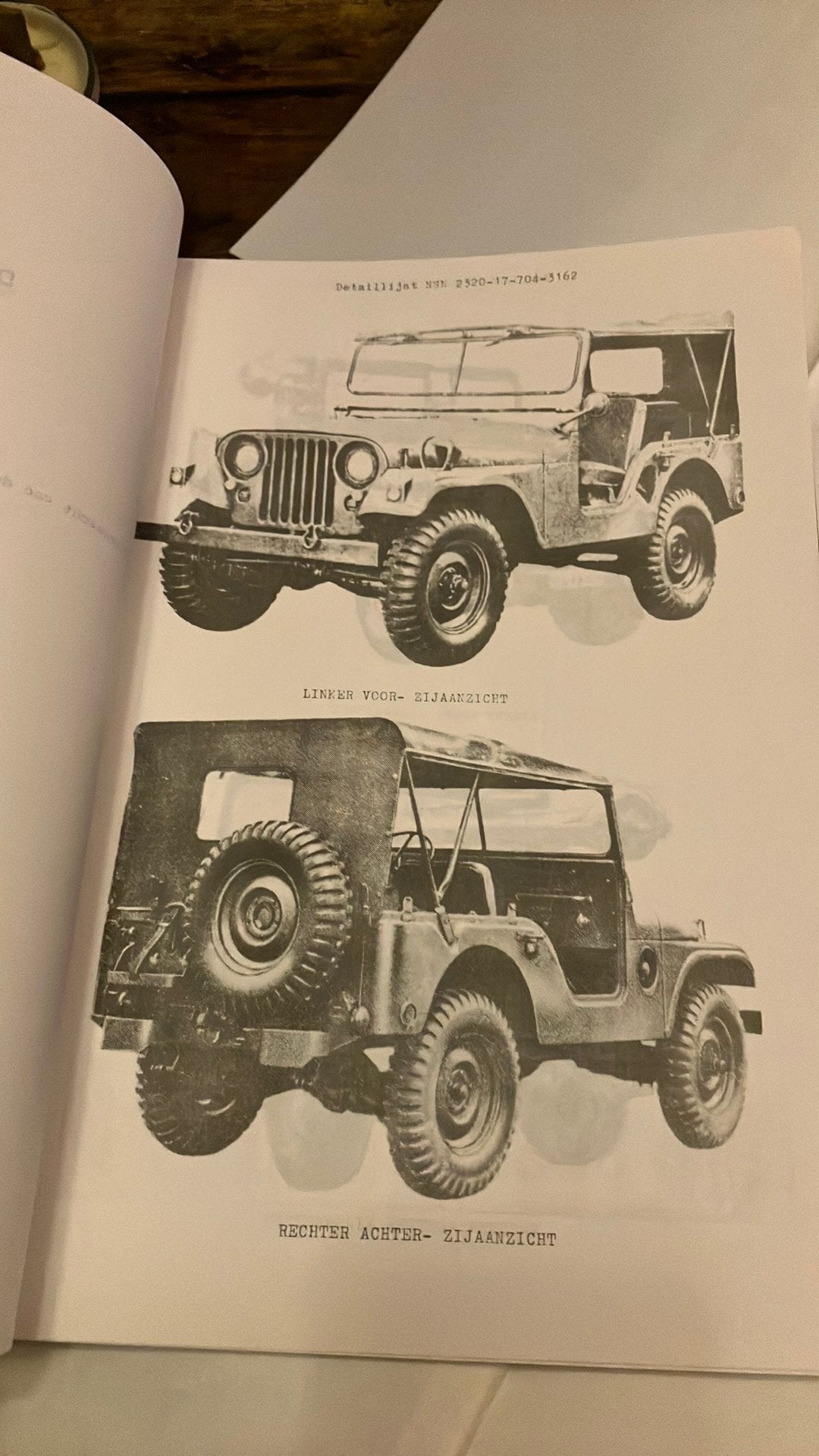 Nekaf jeep M38A1 boekwerken, Ophalen of Verzenden, Gelezen, Algemeen