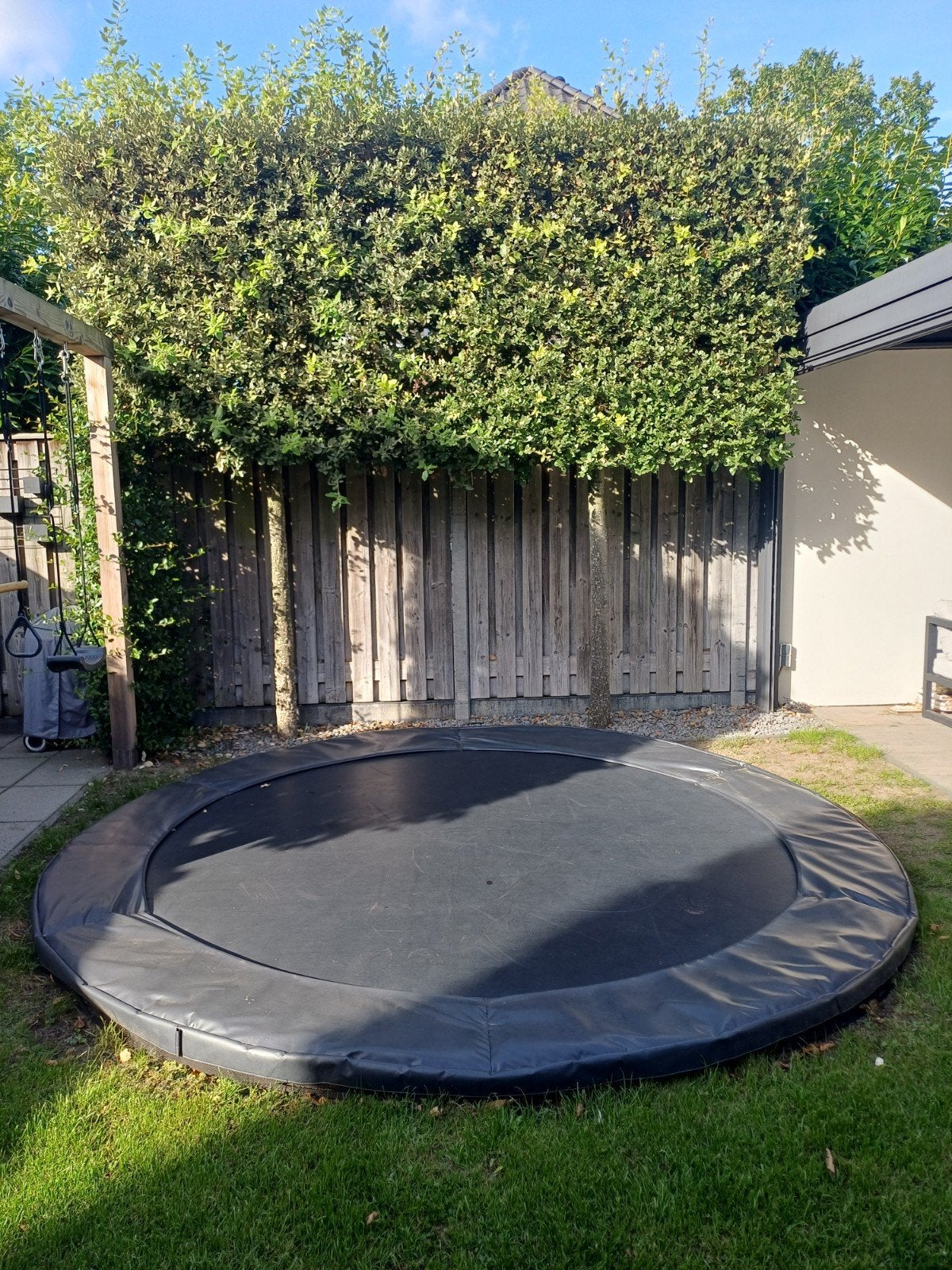 Trampoline Berg InGround donkergrijs 330, Ophalen, Gebruikt