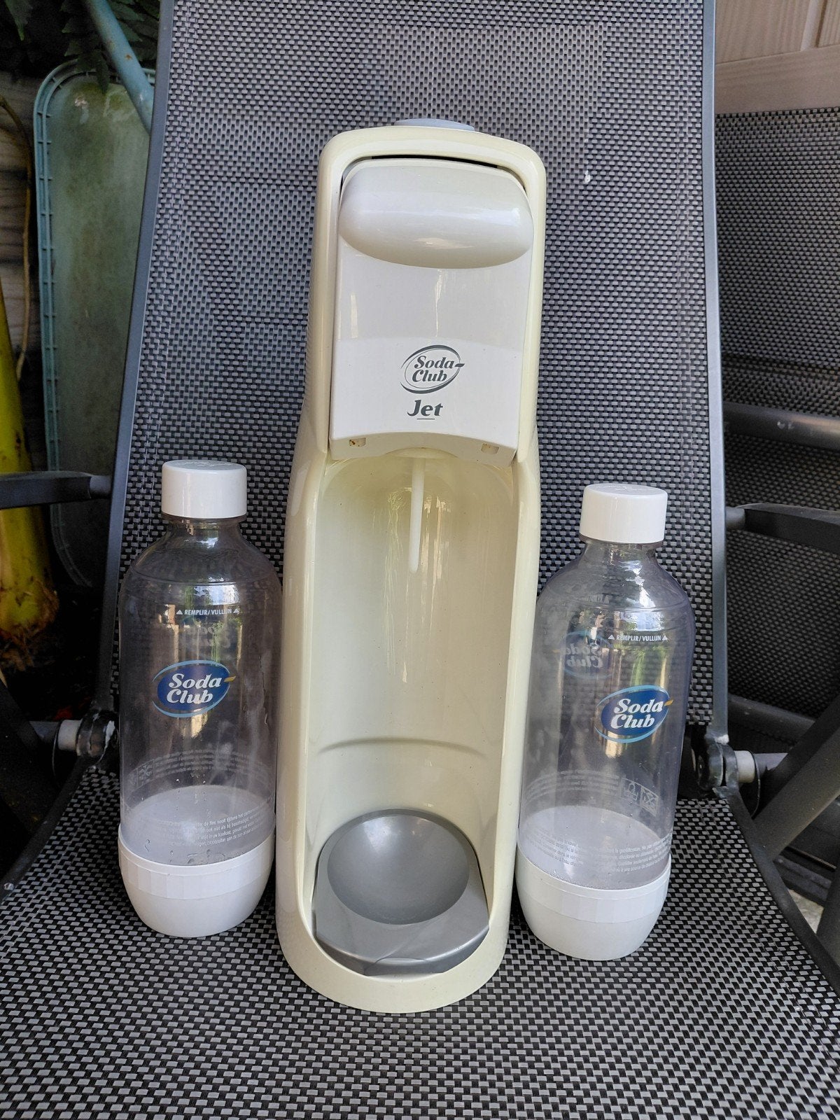 Soda Club Bruiswater-apparaat. + 2 flessen en drukcylinder, Verzenden