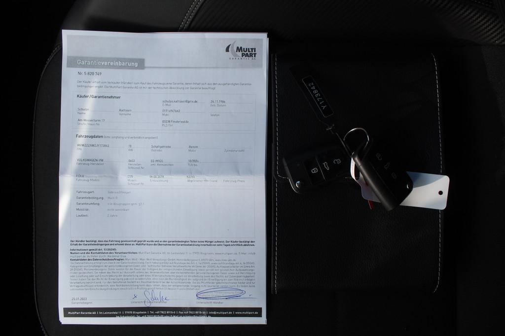 Volkswagen Polo 1.0 TSI Navigatie/Airco/Adaptive cruise cont, Auto's, Volkswagen, Voorwielaandrijving, 12 maanden, Gebruikt, Leder en Stof