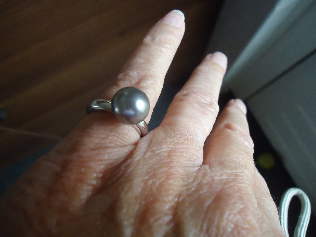 mooie echt zilveren TISENTO ring met grijze parel mt 15,75, Ophalen of Verzenden, Zo goed als nieuw, Zilver, Zilver