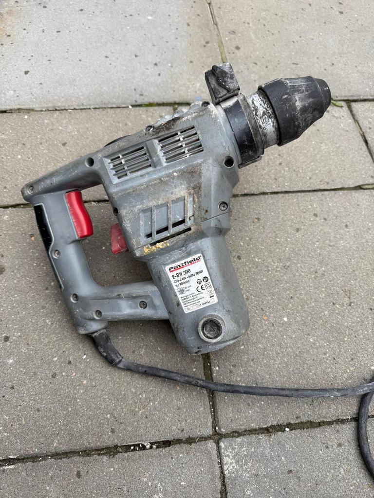 Pattfield E-BH 900 boorhamer 900W – goed werkend, Ophalen of Verzenden, Zo goed als nieuw, Boor- en/of Breekhamer