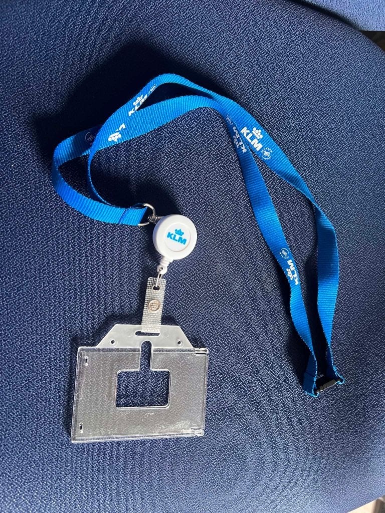 KLM pashouder (badgeouder) en sleutelhanger met lanyard, Verzenden, Nieuw, Overige typen