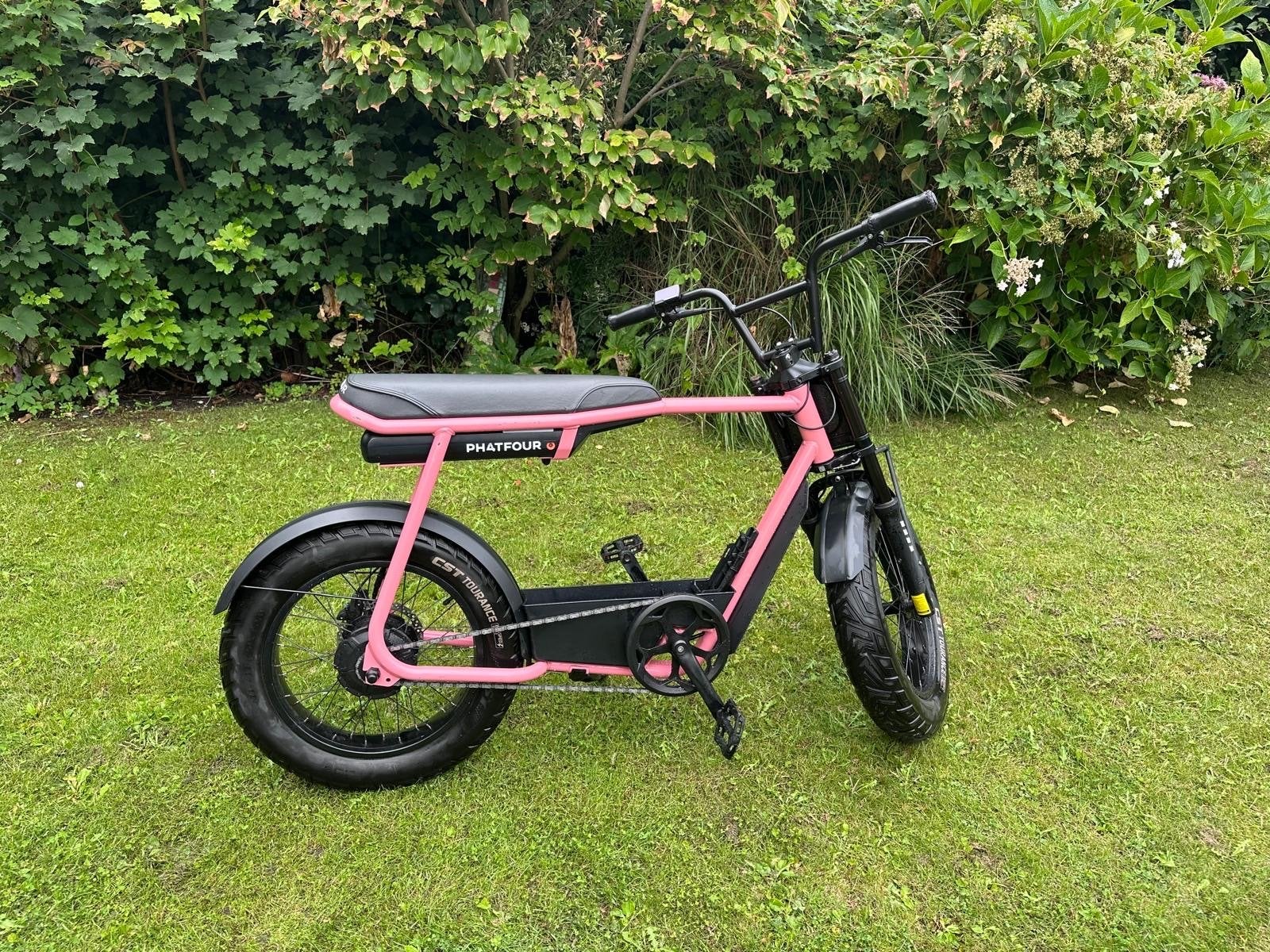 Phatfour FLX Fatbike - Roze met voordrager, Gebruikt, Minder dan 47 cm, 50 km per accu of meer, Ophalen