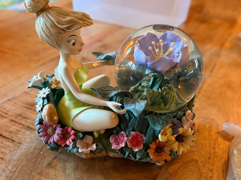 Set van 2 Tinkerbell sneeuwbollen met schade (vleugels), Verzamelen, Disney, Gebruikt, Beeldje of Figuurtje, Ophalen of Verzenden