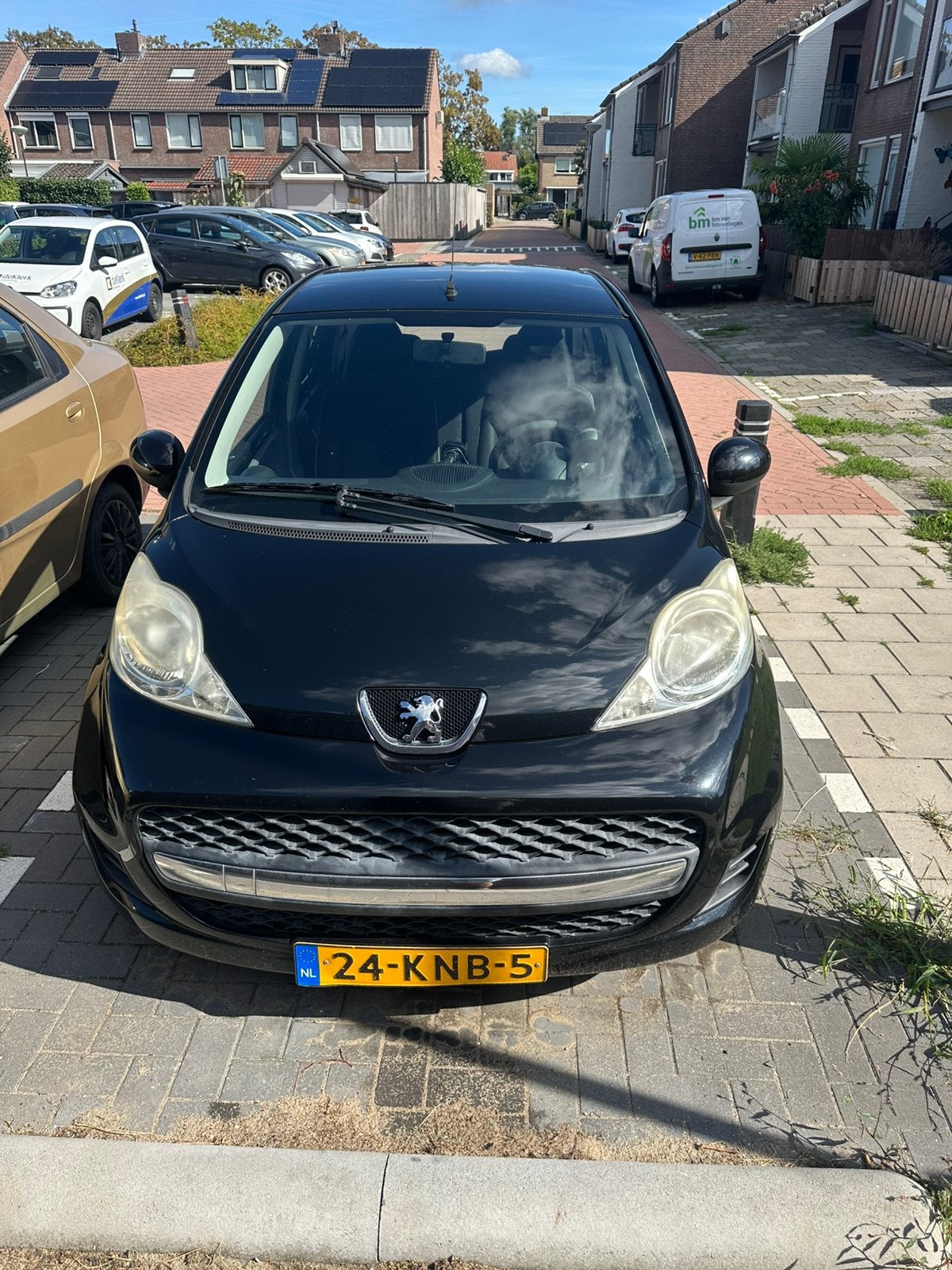 Peugeot 107 1.0 12V 5DR 2010 Zwart, Auto's, Peugeot, Voorwielaandrijving, 4 stoelen, Origineel Nederlands, Handgeschakeld