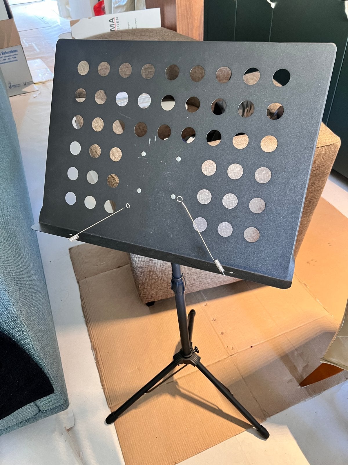 Stevige Zwarte Metalen Muziekstandaard / Orkestlessenaar, Muziek en Instrumenten, Standaards, Ophalen of Verzenden, Gebruikt, Muziekstandaard