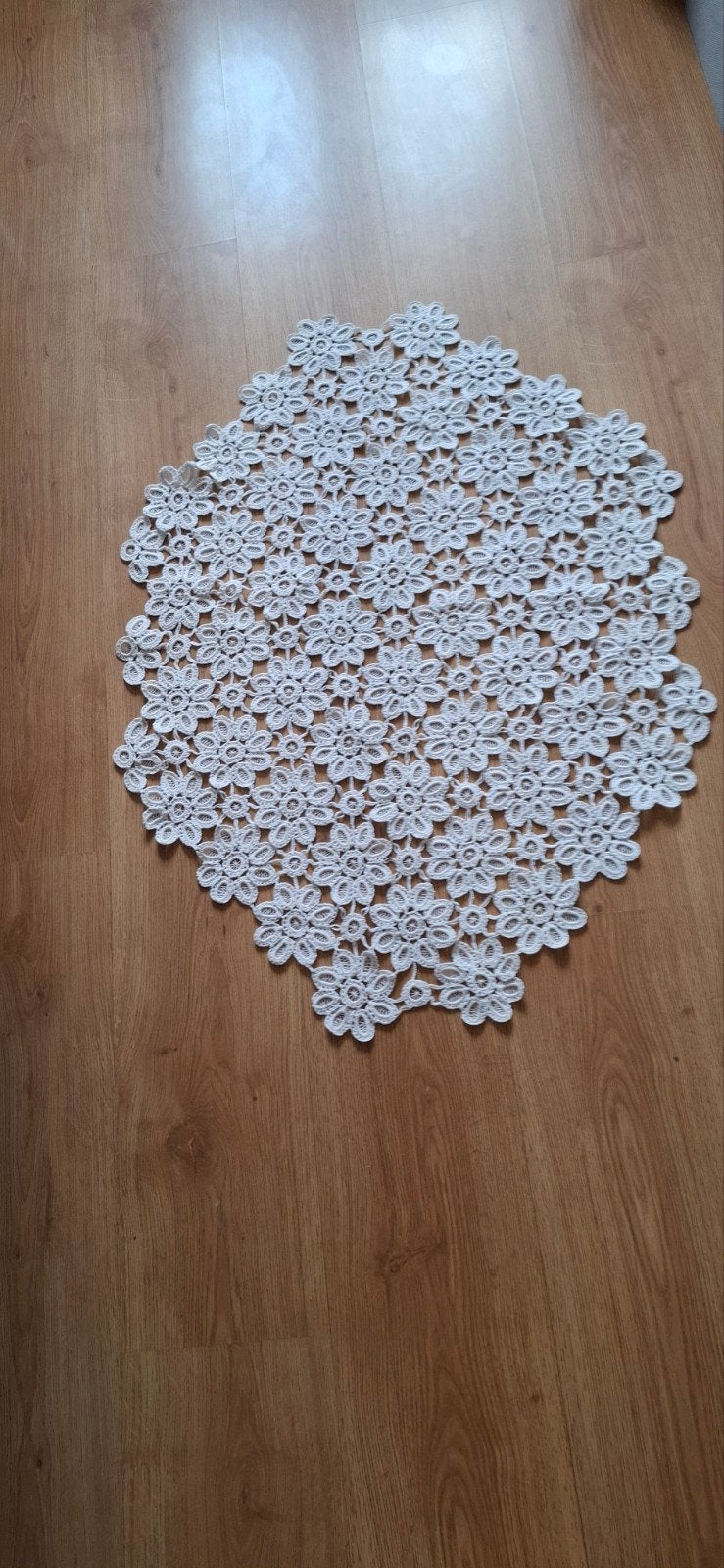Handgemaakt sierkleed, wit gehaakt, Huis en Inrichting, Stoffering | Tapijten en Kleden, Handgemaakt, Klassiek, Romantisch, 50 tot 100 cm