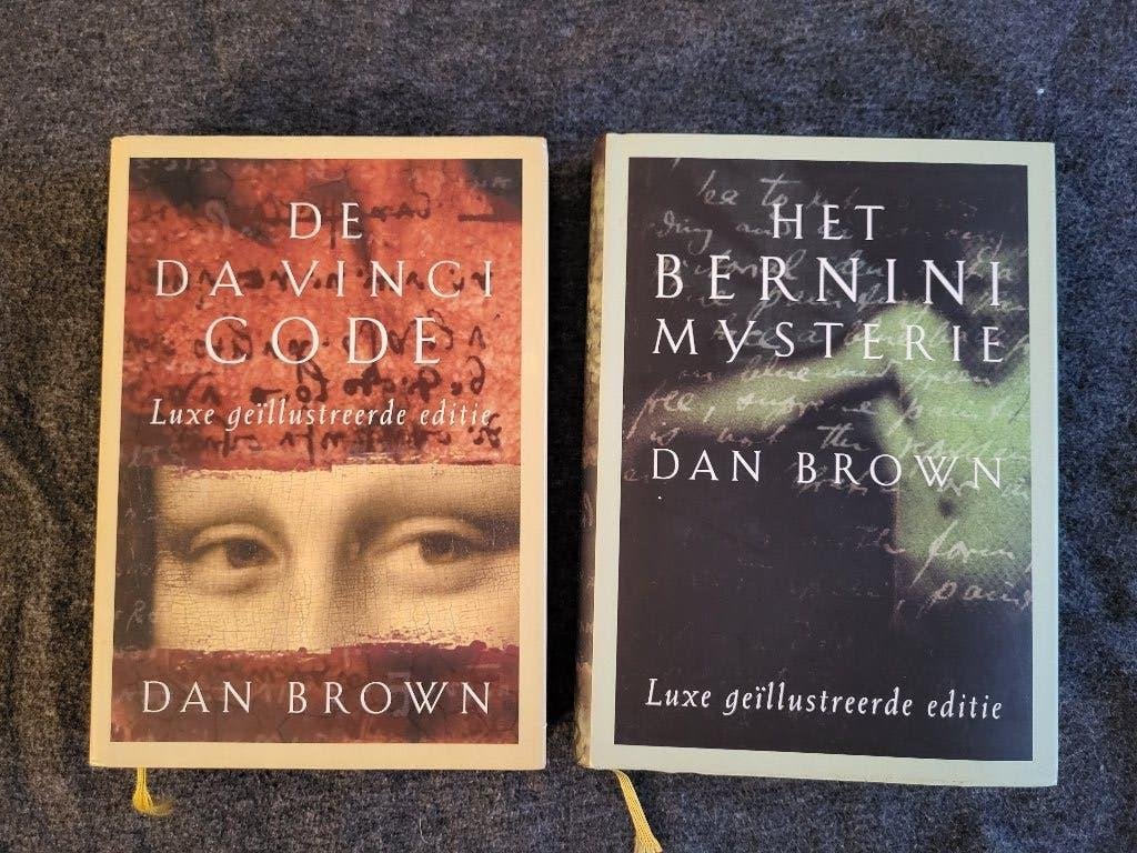 Dan Brown - De Da Vinci Code & Het Bernini Mysterie (Luxe), Ophalen of Verzenden, Zo goed als nieuw, Dan Brown, Nederland