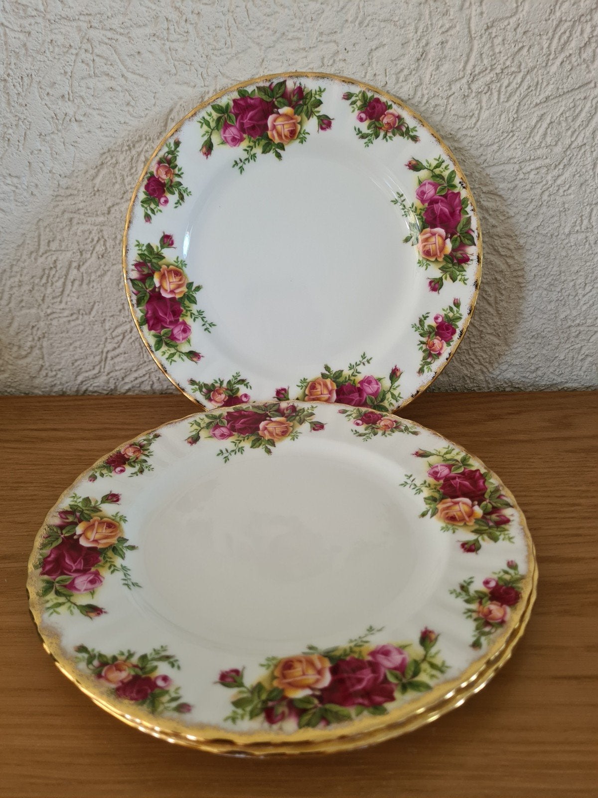 3 borden Royal Albert Old Country Roses, Antiek en Kunst, Antiek | Servies los, Ophalen