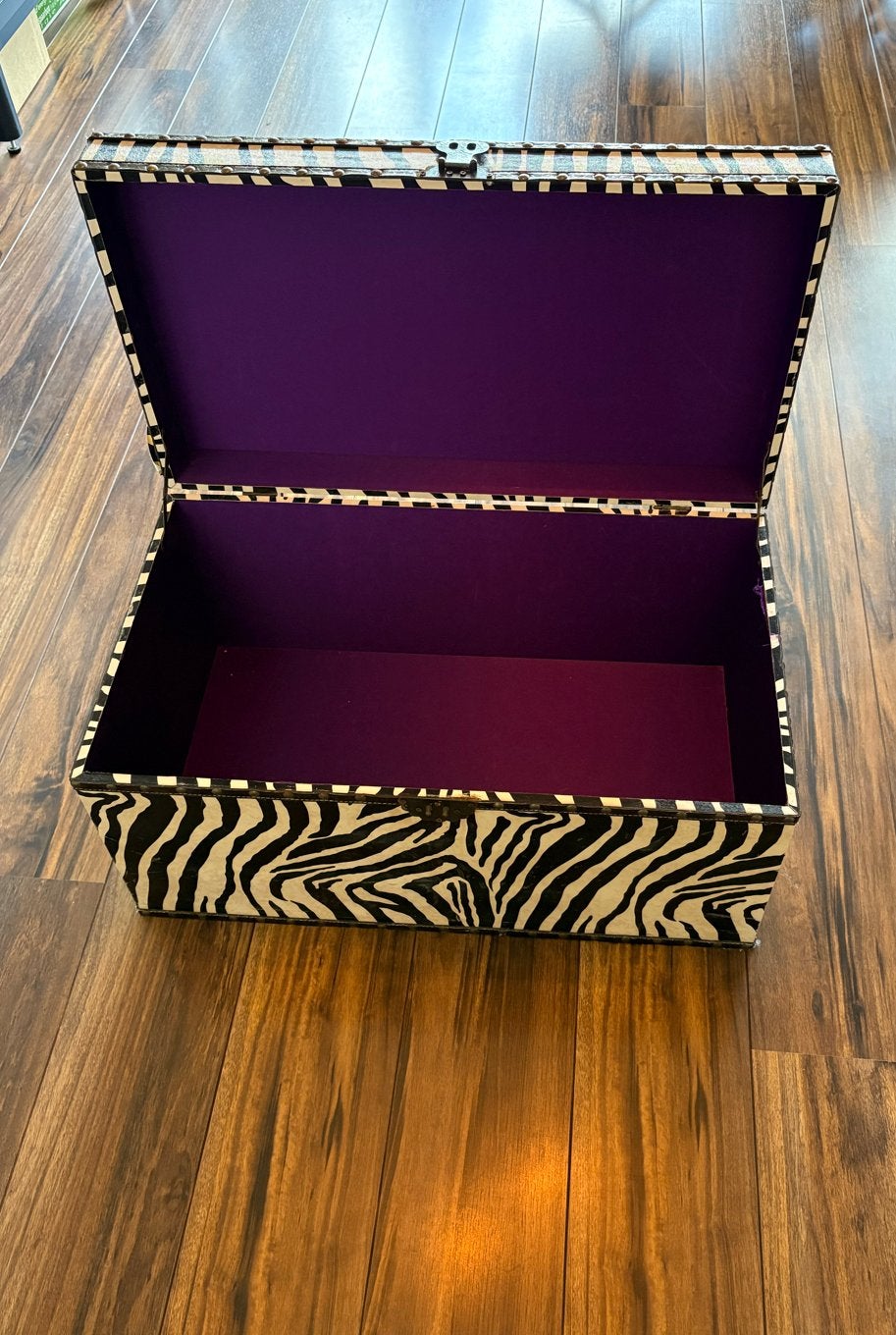 Opbergkist met zebraprint - 71x41x36 cm, Huis en Inrichting, Woonaccessoires | Kisten, Ophalen, Overige materialen, Gebruikt, 50 tot 100 cm