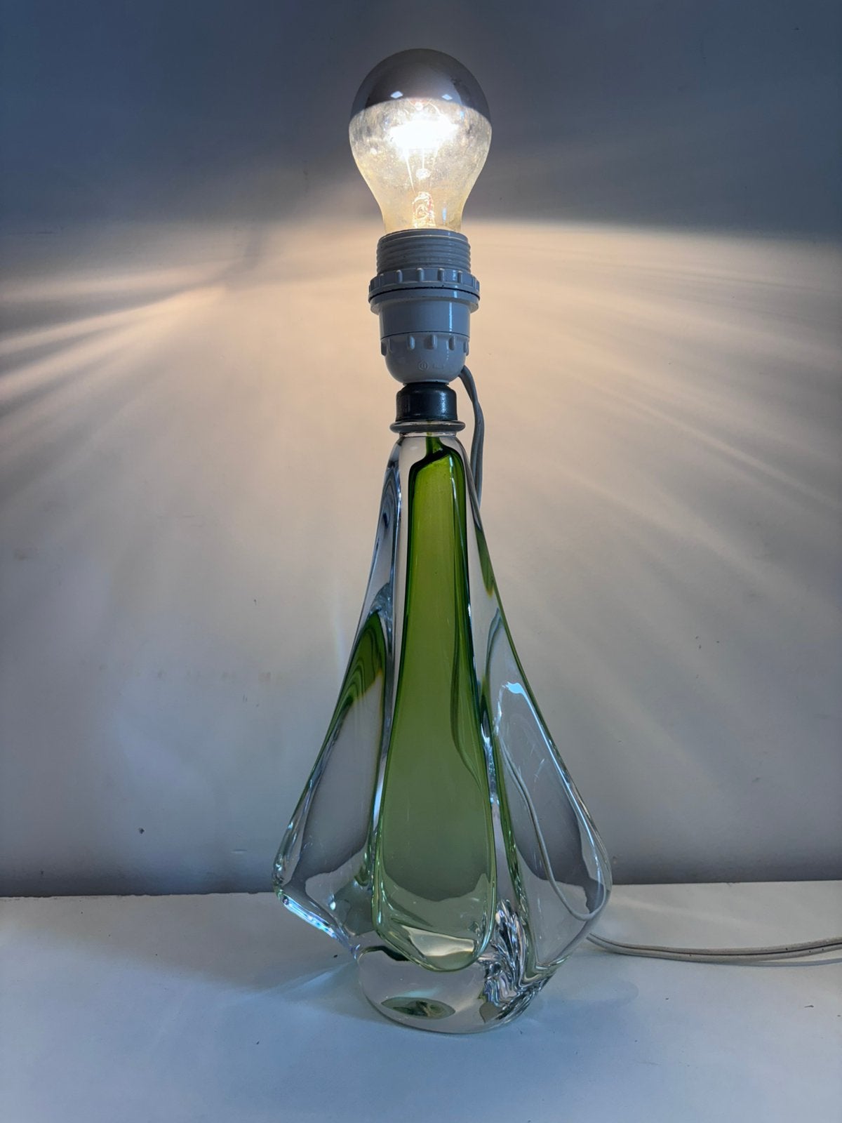 Vintage Val Saint Lambert Kristallen Tafellamp Groen H35 cm, Groen, Ophalen of Verzenden, Glas, Design