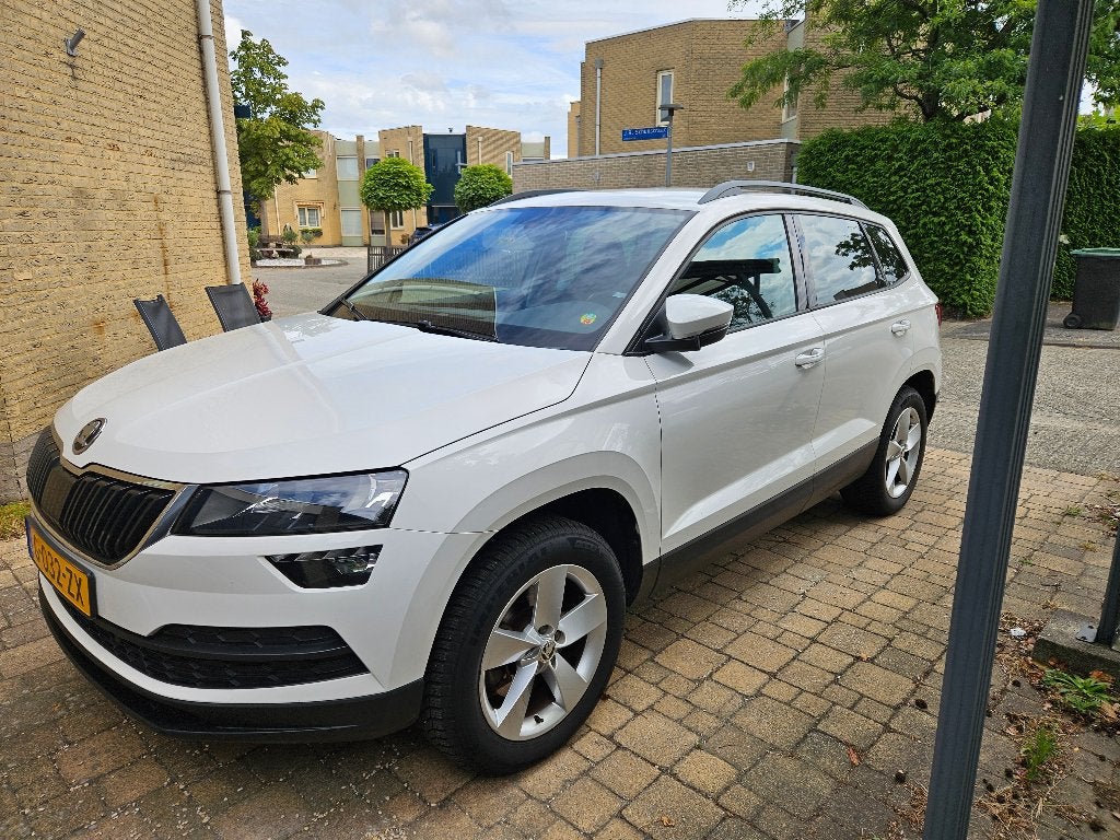 Skoda Karoq 1.0 TSI Greentech 115pk Dsg-7 2018 Wit, 1261 kg, Wit, Karoq, 1200 kg