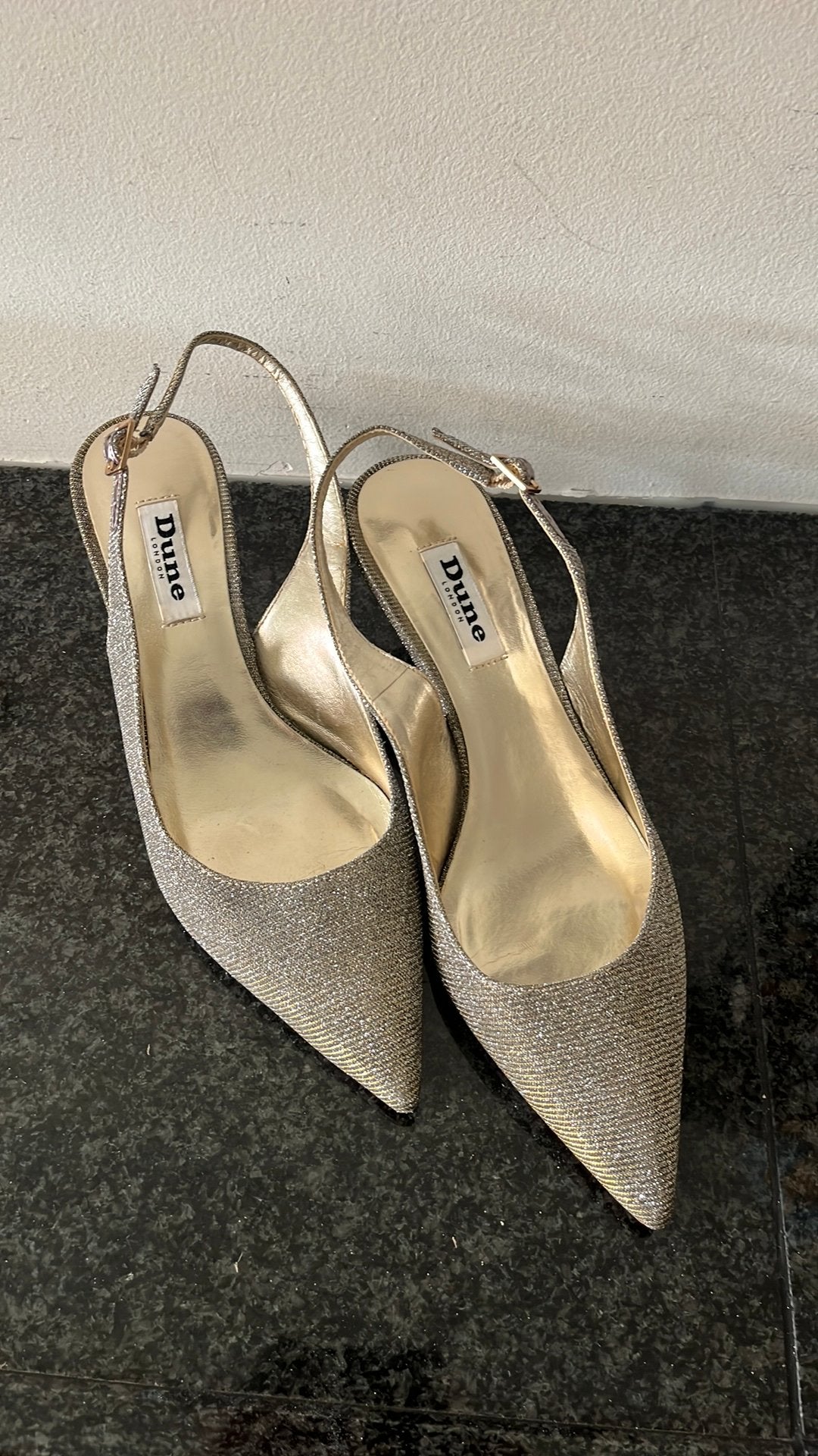 PRACHTIGE DUNE SLINGBACK’S, Kleding | Dames, Verzenden, Zo goed als nieuw, Overige kleuren