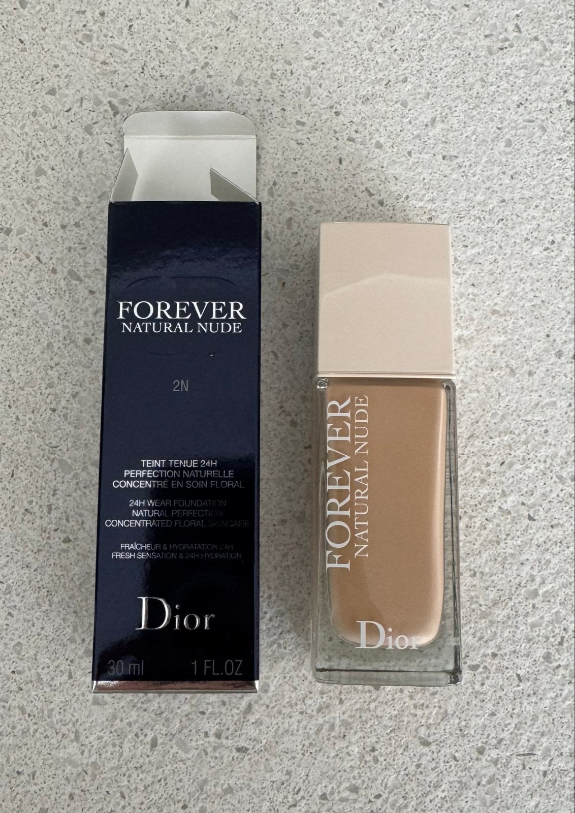 Dior Forever Natural Nude Foundation 2N, Gehele gezicht, Beige, Nieuw, Ophalen of Verzenden