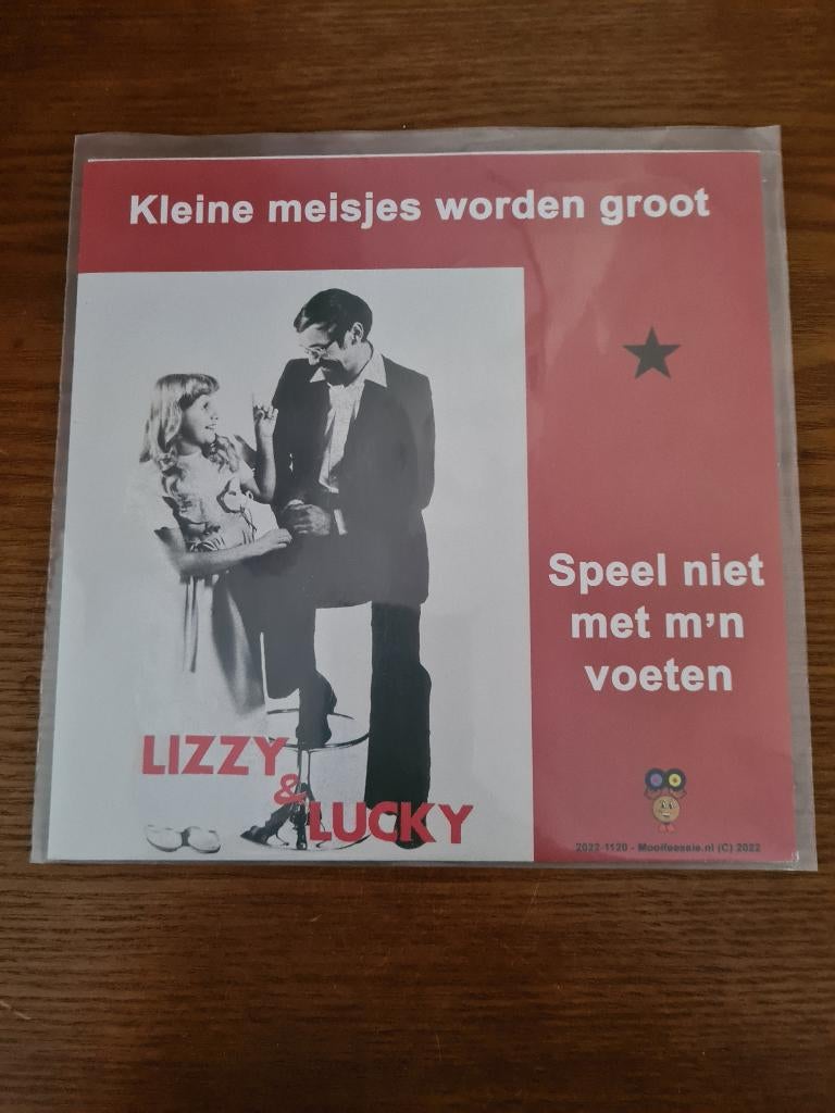 Lizzy en Lucky, Ophalen of Verzenden, Zo goed als nieuw, Overige formaten, Levenslied of Smartlap