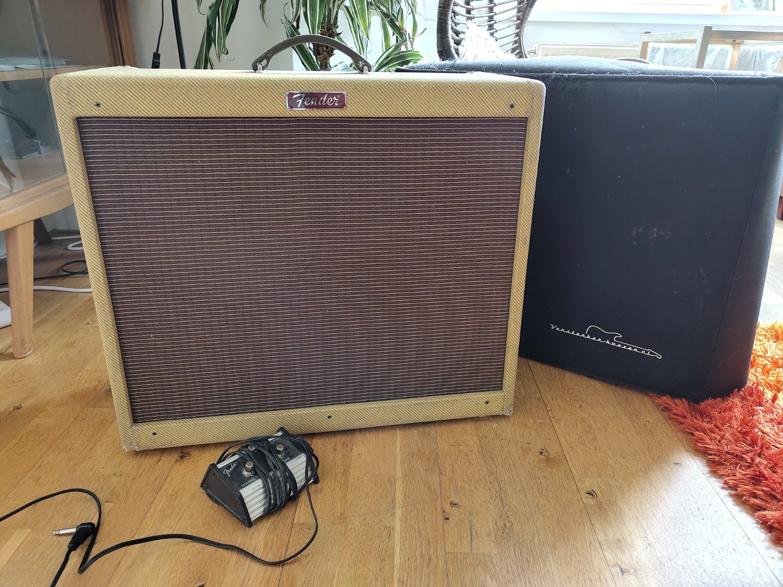 Fender Blues Deville 2x12 incl. hoes en footswitch, Ophalen, Zo goed als nieuw, Gitaar, 50 tot 100 watt