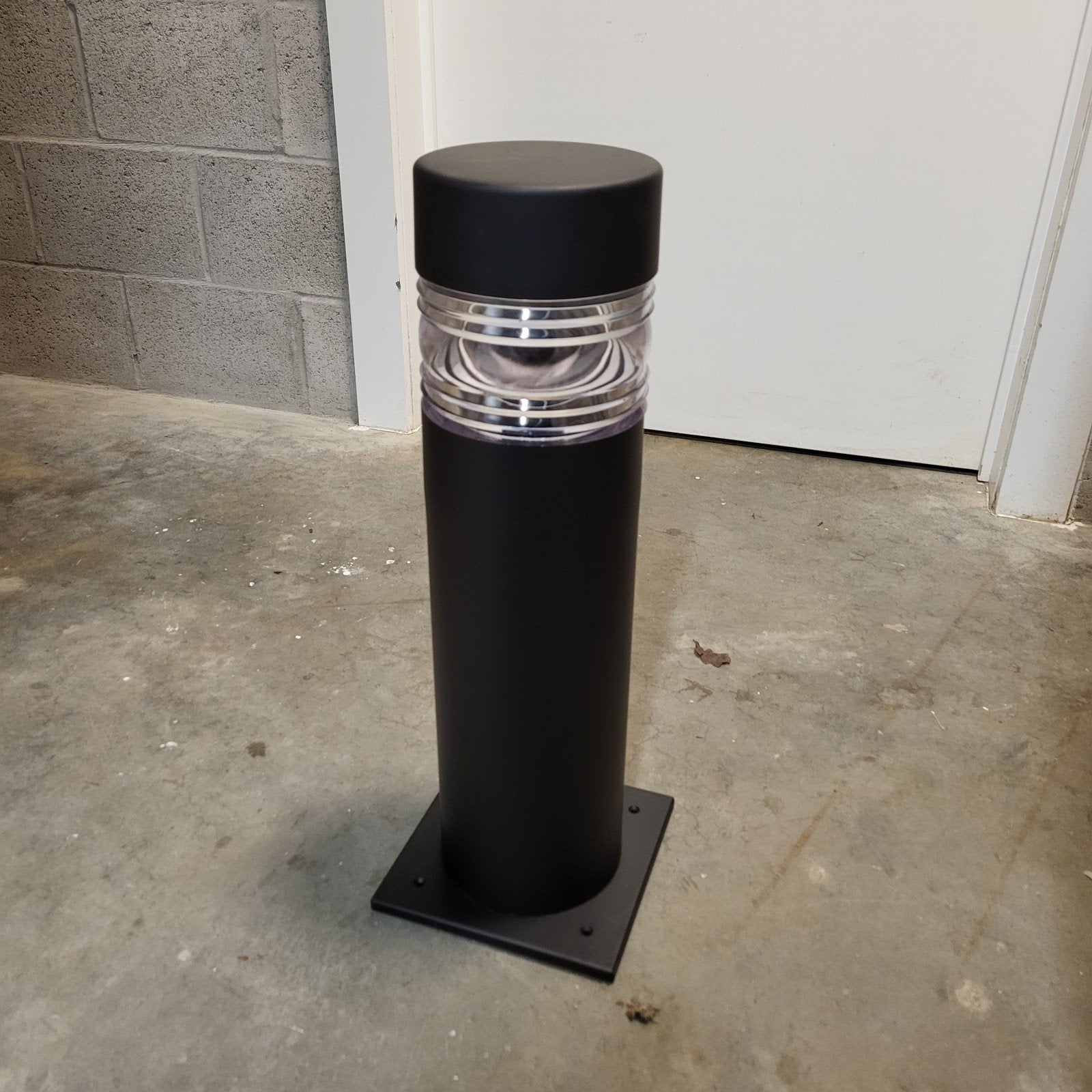 Zwarte buitenlamp / sokkellamp tuinpaal 60 cm, Ophalen, Kunststof, Staande lamp, Nieuw