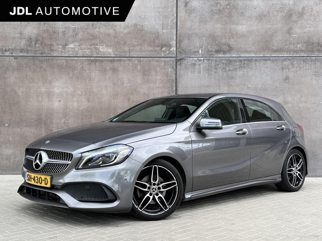 Mercedes A-klasse 180 Business Solution AMG | Trekhaak | Nav, Auto's, Gebruikt, 4 cilinders, Leder en Stof, 19 km/l