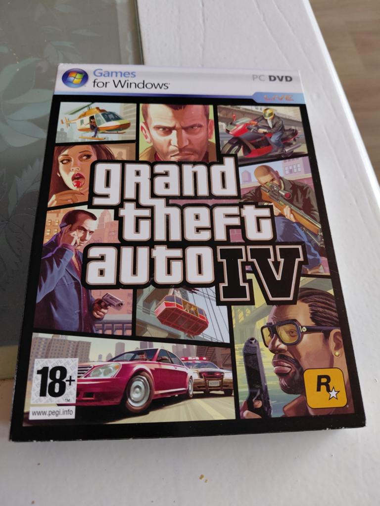 Grand Theft Auto 4 voor de pc. 2 discs met boekjes. Geen map, Spelcomputers en Games, Avontuur en Actie, Vanaf 18 jaar, 1 speler