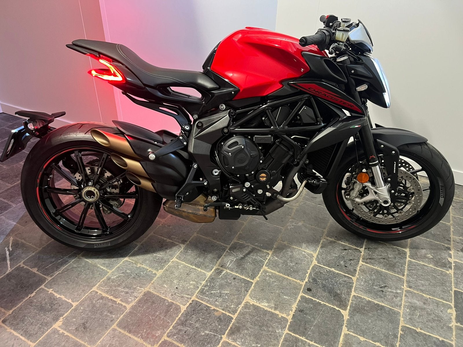 MV Dragster 75 ANNIVERSARIO edition 2591km, 3 cilinders, Particulier, 800 cc, Naked bike