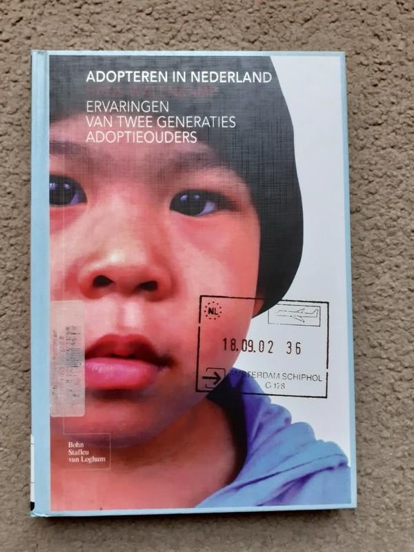 Adopteren in Nederland, Ophalen of Verzenden, Zo goed als nieuw