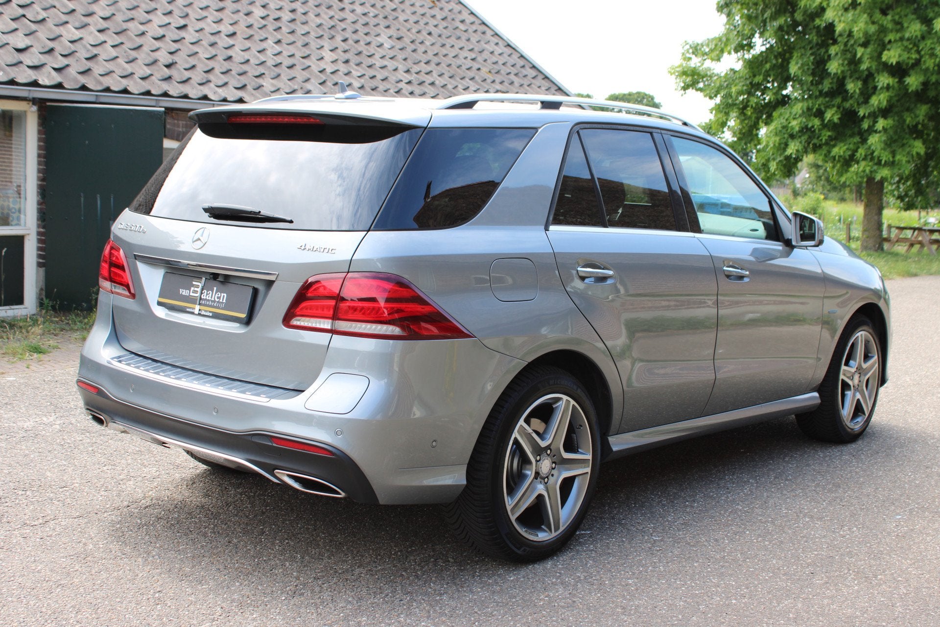 Mercedes-Benz GLE 500 e 4MATIC AMG Sport Edition LEER COMAND, Auto's, Mercedes-Benz, Automaat, Gebruikt, 2000 kg, GLE