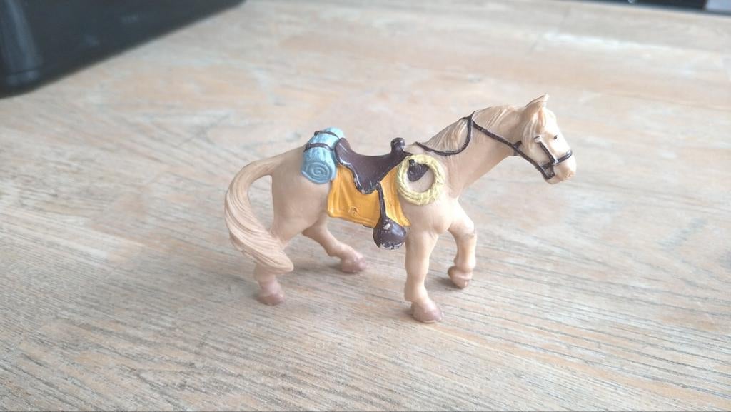 Bullyland blond lichtgekleurd paard in goede staat, Ophalen of Verzenden, Zo goed als nieuw, Paard, Beeldje of Figuurtje