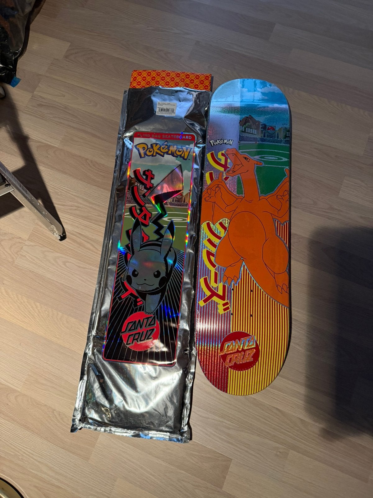 Charizard santa cruz pokemon blind bag skateboard deck seal, Sport en Fitness, Skateboarden, Ophalen of Verzenden, Zo goed als nieuw