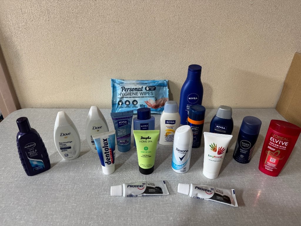 Partijtje MINI verzorgingsprodukten NIVEA - DOVE - PRODENT, Ophalen of Verzenden, Nieuw, Overige typen
