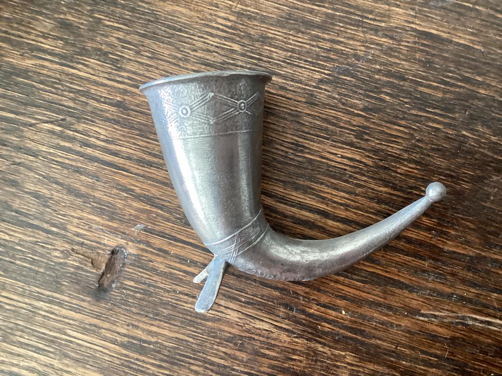 Hoorn des overvloeds Zilvertin // hoog 6 cm Noorwegen, Antiek en Kunst, Antiek | Tin, Ophalen of Verzenden