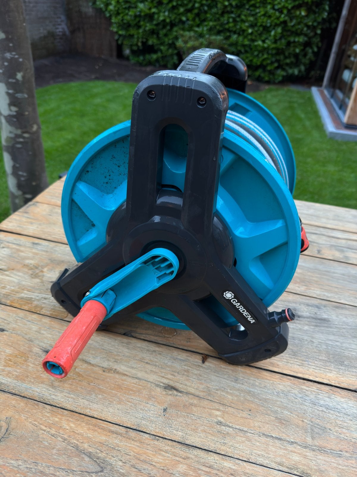 Gardena slanghouder met 20 meter slang, Ophalen, Zo goed als nieuw, Tuinslanghaspel