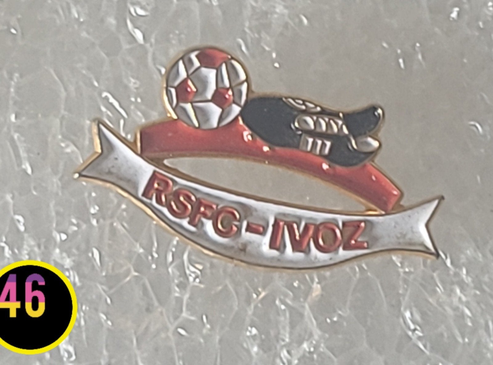 Vintage RSFG-IVOZ Voetbal Pin - Sportief Verzamelobject, Verzenden