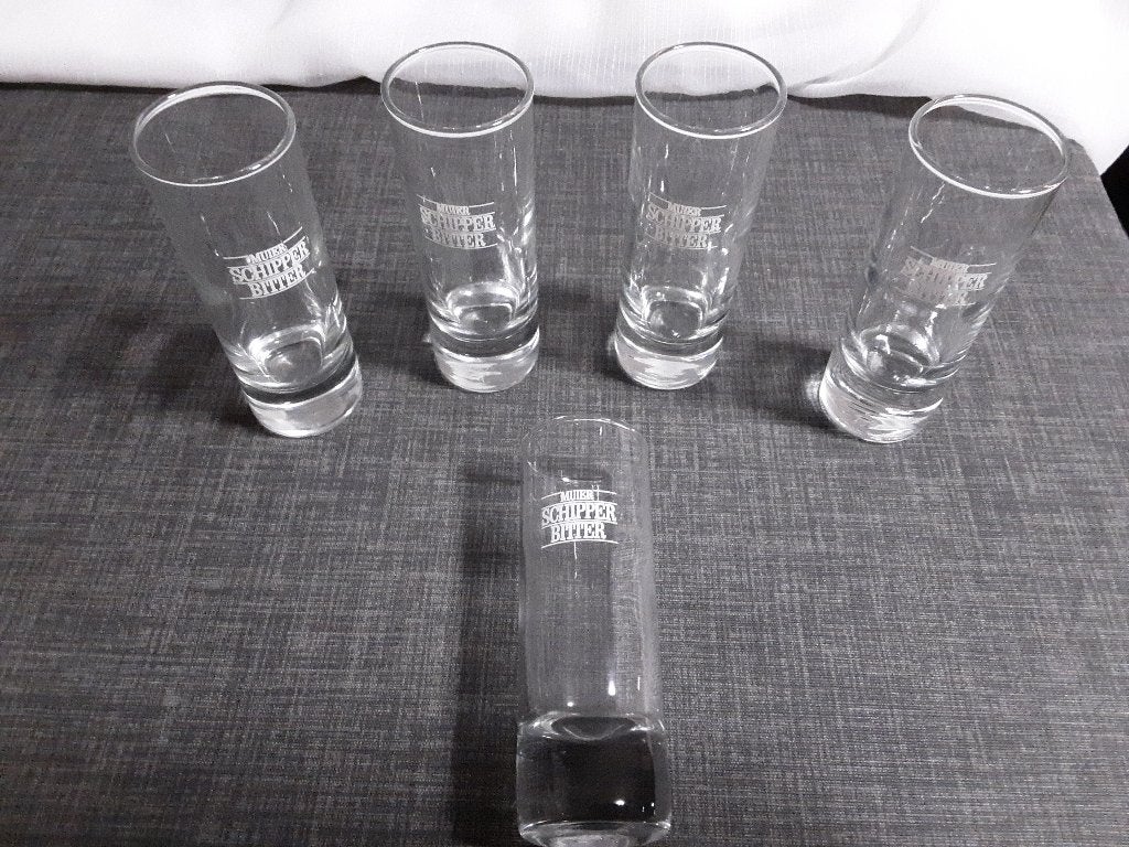 SCHIPPER BITTER glaasjes 5 stuks, Ophalen of Verzenden, Zo goed als nieuw, Borrel- of Shotglas