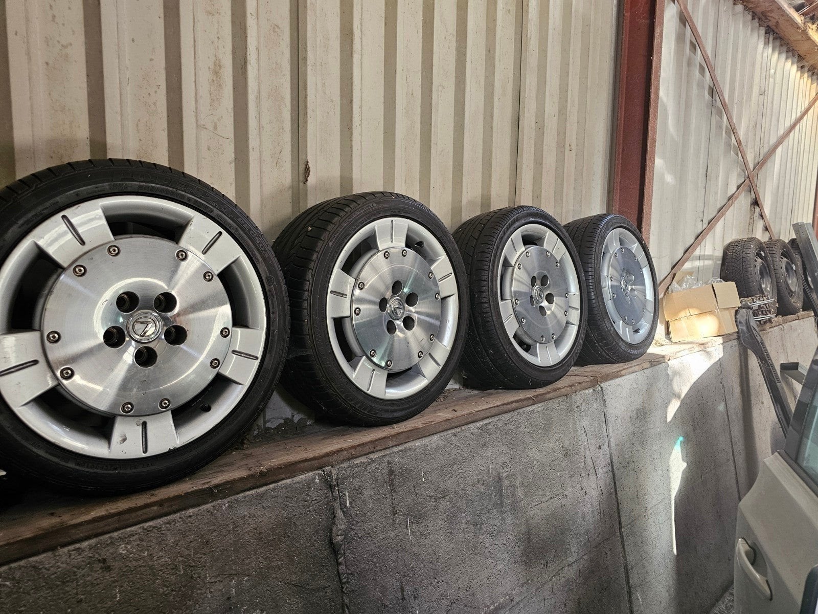 Te koop aangeboden: complete originele velgenset voor de Lex, 18 inch, 245 mm, Velg(en), Ophalen of Verzenden