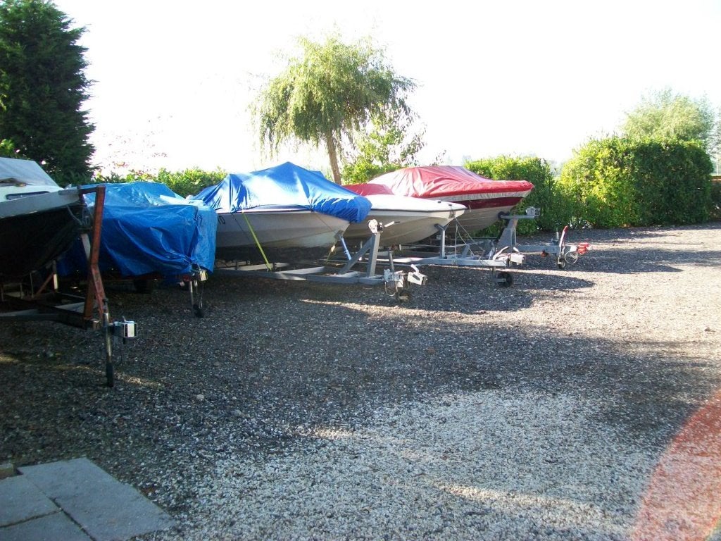 stalling auto/boot/caravan/vouwwagen/motor/inboedel enz., Ophalen