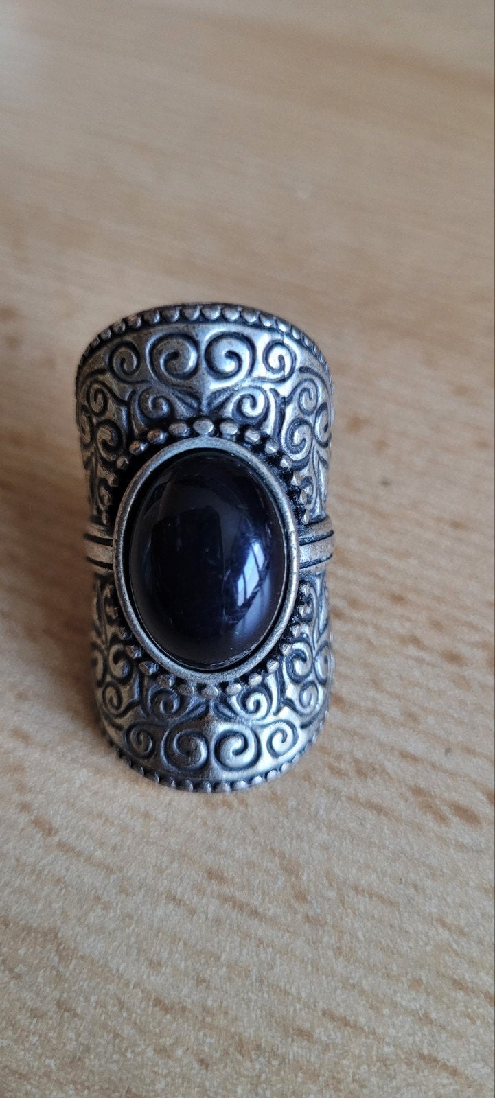 etnische ring, Sieraden, Tassen en Uiterlijk, Gebruikt, Ophalen of Verzenden, 17 tot 18, Met edelsteen